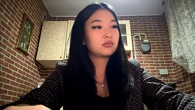 แชท XXX สดของ EmmaLeexth