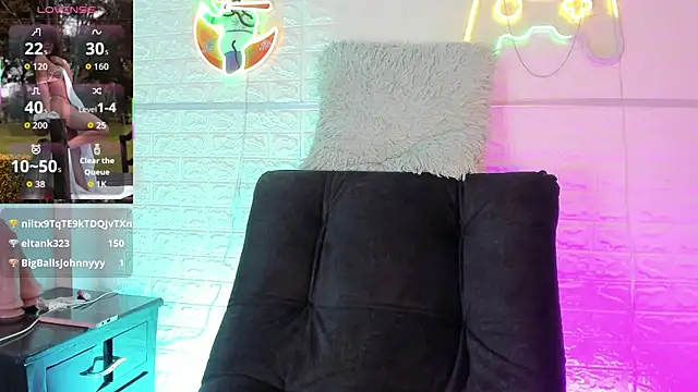 Živý XXX chat Serena_Fey