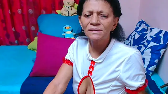 Živý XXX chat SLUTTYROXY