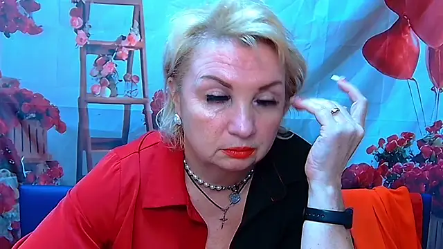 RenataDaster Chat XXX in diretta