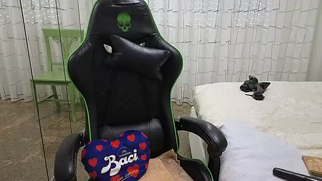 __Nina 라이브 XXX 채팅