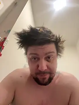 GabEthier: διαδικτυακό σόου στην κάμερα