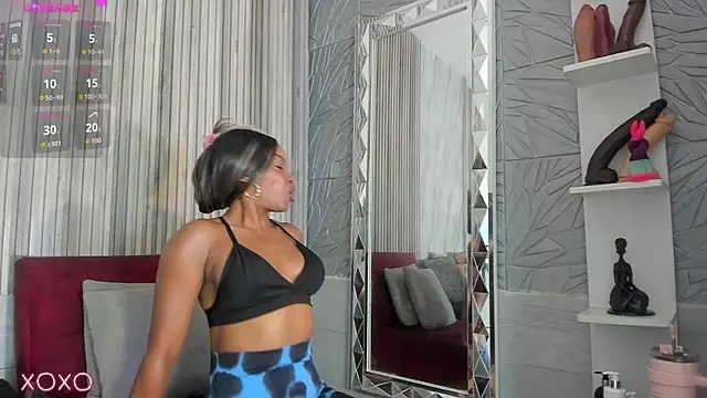 Онлайн чат XXX BriannaChelsea