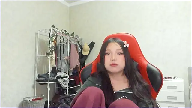 wastforuのライブXXXチャット