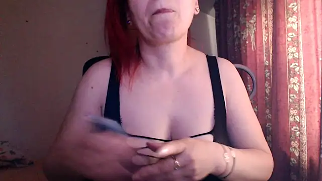 NymphoQueennのライブXXXチャット