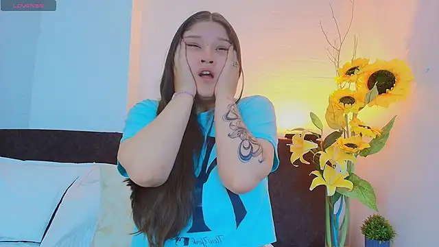 Krystal_Heartss 现场XXX聊天