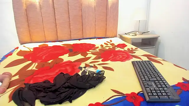 Jazmin040_'s Live XXX Chat