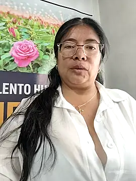 __valentina18 现场XXX聊天