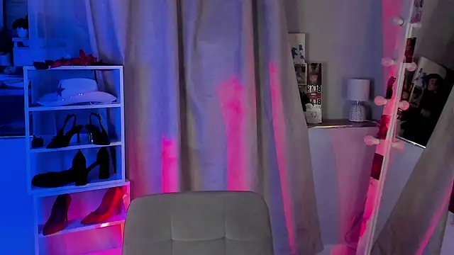 Sahara_Shields' Live XXX Chat