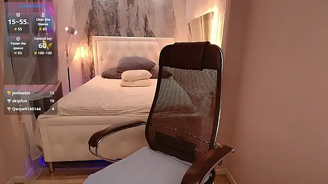 Karen_Villis: απευθείας συνομιλία ΧΧΧ