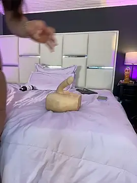 Chat XXX ao vivo de BellaFernandez__