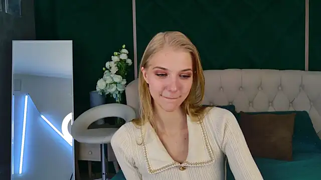 4example_Chloe: онлайн-секс-чат