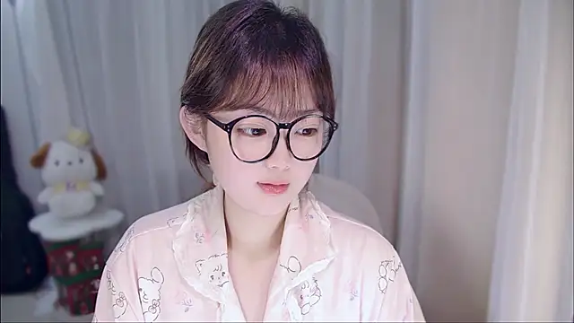 YUANYUAN-A: απευθείας συνομιλία ΧΧΧ