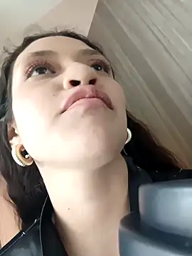 ArielBlossom___ Live XXX-chat