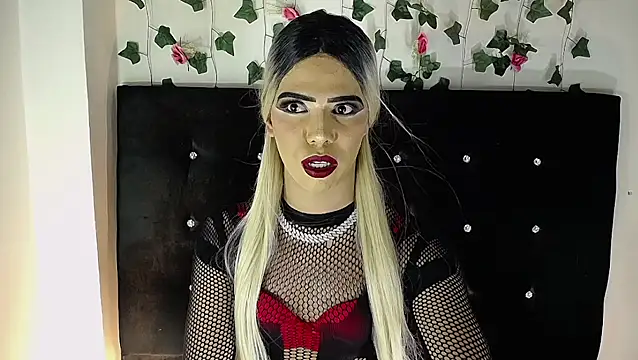 Kristal_Queen01 在線直播表演