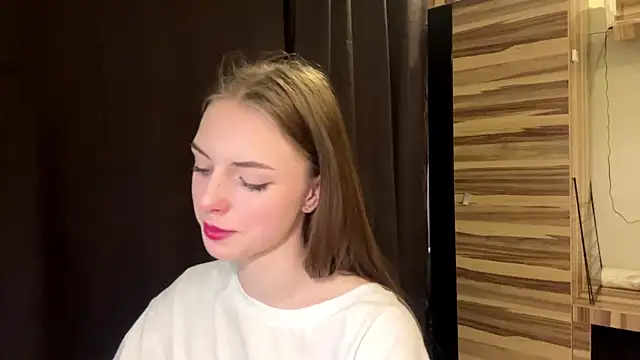 PollyDream's Live XXX Chat