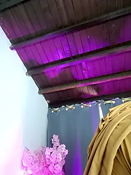 bahiya_aziz's Live XXX Chat