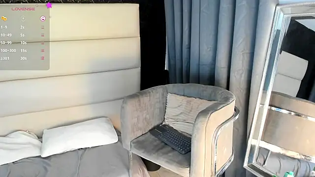 Thomzeus Live XXX-chat