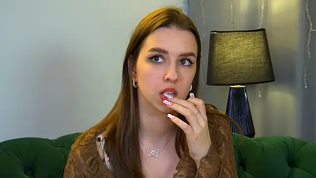 XXX chat uživo modela AliceAtkins