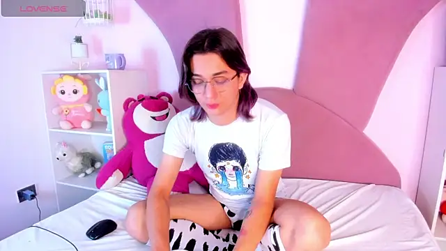 Keita_Moon লাইভ XXX চ্যাট