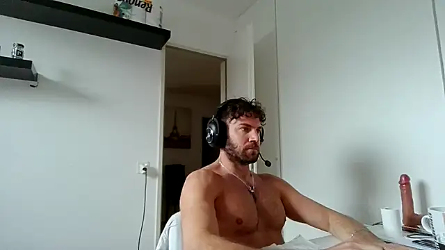 Chat +18 de alpha-hunk ao vivo