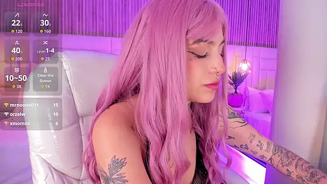 Ravenn21x Chat XXX in diretta