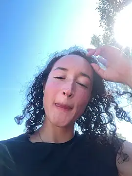 IsabellaSwee 现场XXX聊天