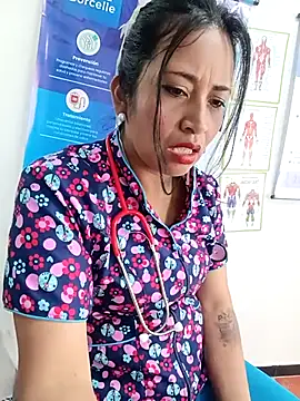 Aitana444's Live XXX Chat