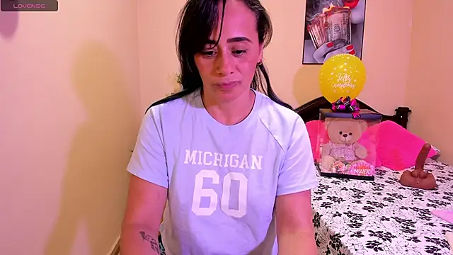 sara_florez12 Live XXX-Chat