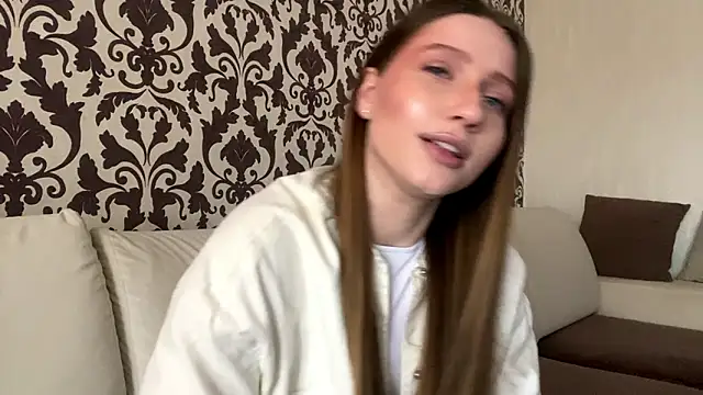 AdaGossettのライブXXXチャット