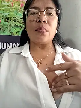 __valentina18's Live XXX Chat