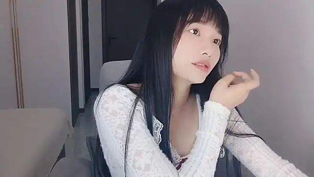 Lisa-3333's Live XXX Chat