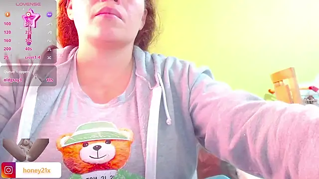 _honey12 Show in webcam