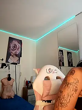 SamathaMay Adlı Modelin Web Kamerası Şovu