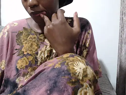 Chat +18 de black___ghodess ao vivo