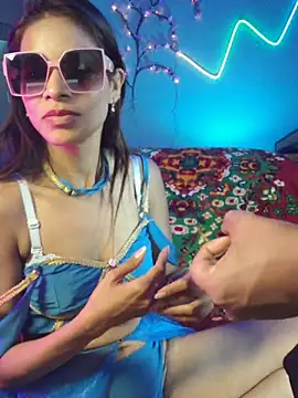 Ivy_the_goddess: διαδικτυακό σόου στην κάμ ερα