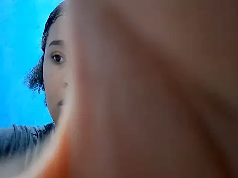 แชท XXX สดของ MadelynStamant