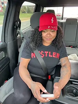 HaloRodeoLover2's Live XXX Chat