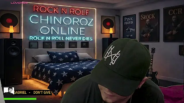 chino_roz webkamerás műsora