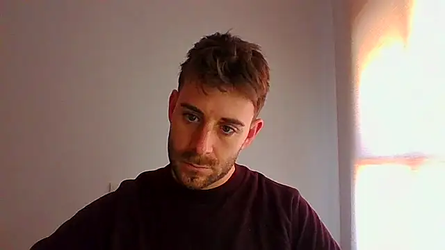 vargas90 Show in webcam