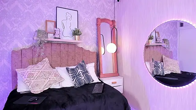 Anseru_ élő XXX-chatje