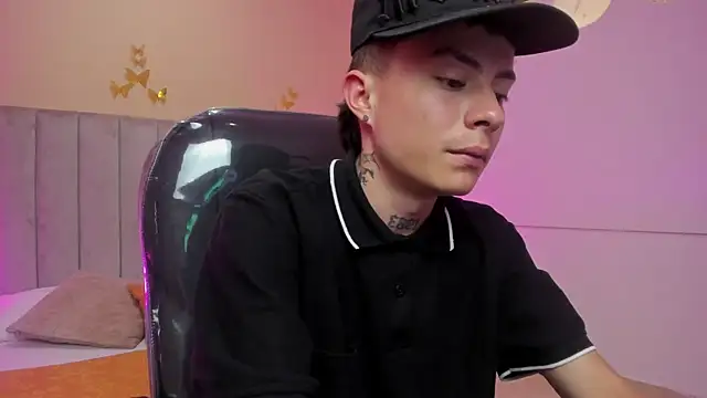 دردشة Nascary_Fox الجنسية المباشرة