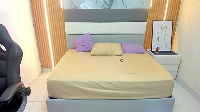 Chat XXX Live LEYNABRAUN