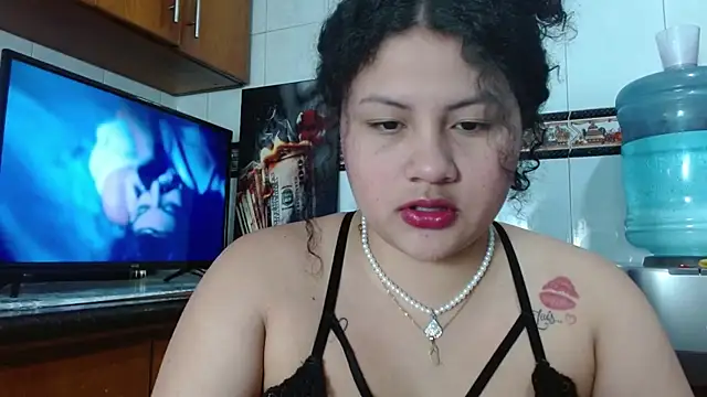 Chat +18 de Baby_dirt ao vivo