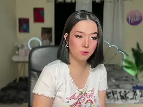 xAngelicKatex 在線直播表演