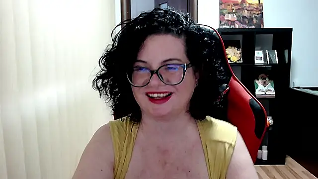 دردشة MissTroublle الجنسية المباشرة