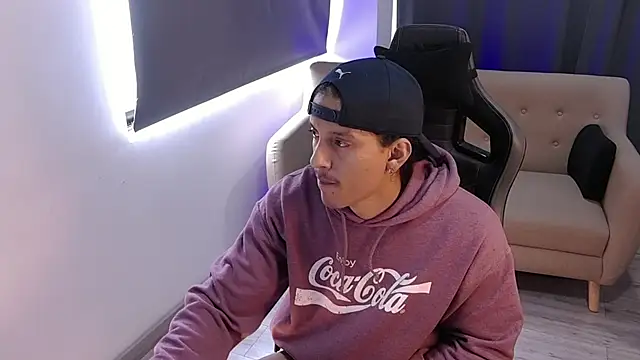 Liam_V – Naživo XXX chat