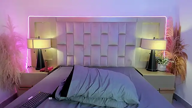 Zara_Vidal Chat XXX in diretta