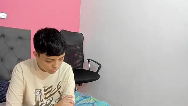 Chatroom XXX en direct de ariloe_quintero