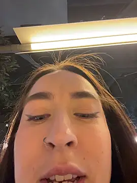 Czat XXX na żywo – Holly_Play